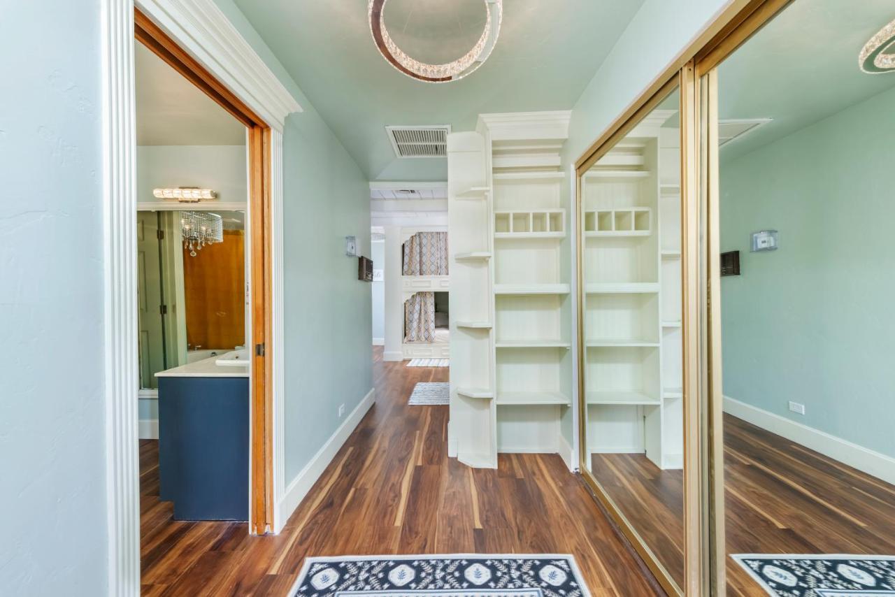 Smart Solution - Individual Private Bed-Pods In Gorgeous Shared Space - Women Only Dorm In Room 5 - Coed House - Full-Sized Mattresses In Individual Pods - With Built-In Private Storage - Gorgeous Shared Room - Affordable Luxury - Sparrow House Финикс Екстериор снимка