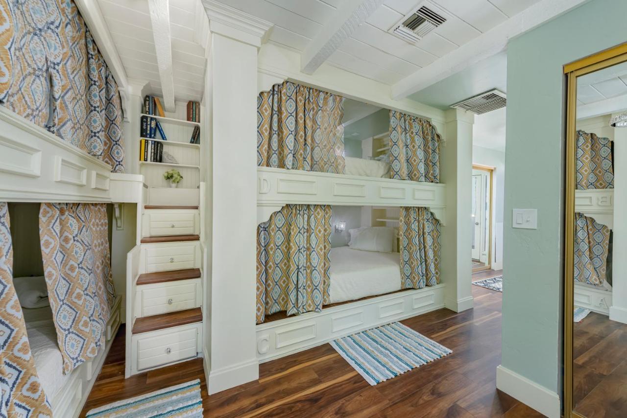 Smart Solution - Individual Private Bed-Pods In Gorgeous Shared Space - Women Only Dorm In Room 5 - Coed House - Full-Sized Mattresses In Individual Pods - With Built-In Private Storage - Gorgeous Shared Room - Affordable Luxury - Sparrow House Финикс Екстериор снимка
